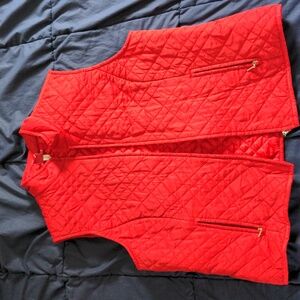 5/$25 A line red quilted vest zip with pockets